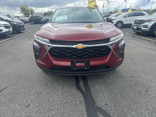 2025 Chevrolet Trax LS