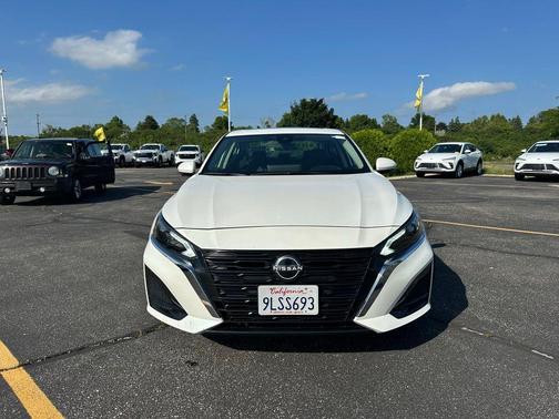 2024 Nissan Altima 2.5 SL