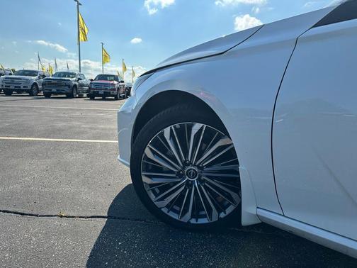 2024 Nissan Altima 2.5 SL