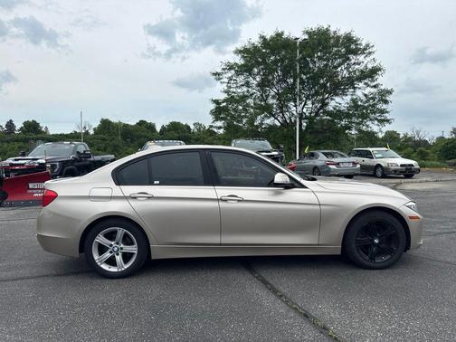 Silver Metallic 2013 BMW 328 xDrive