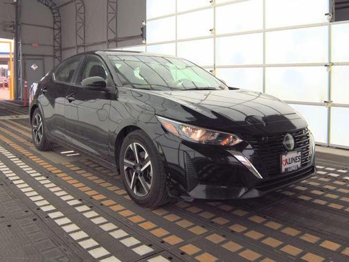 Super Black 2024 Nissan Sentra SV