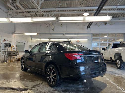 2014 Chrysler 200 Limited