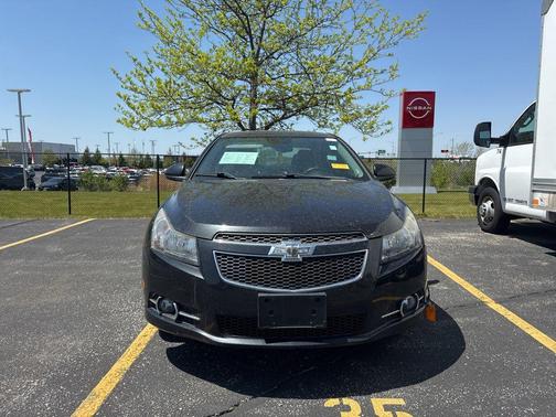 Black Granite Metallic 2014 Chevrolet Cruze 1LT
