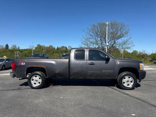 Taupe Gray Metallic 2010 Chevrolet Silverado 1500 LT