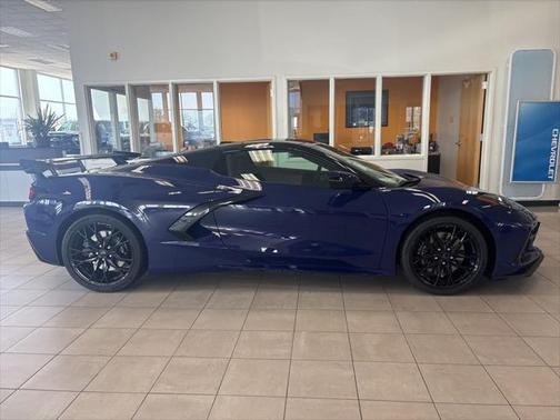 2025 Chevrolet Corvette Stingray w/3LT