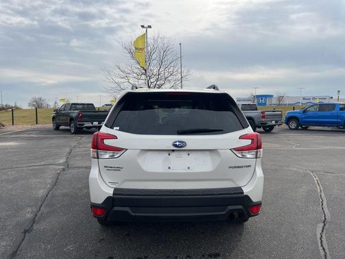 2022 Subaru Forester Premium