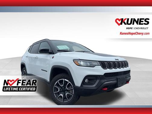 2024 Jeep Compass Trailhawk