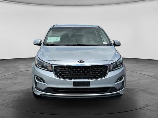 Silky Silver 2019 Kia Sedona EX