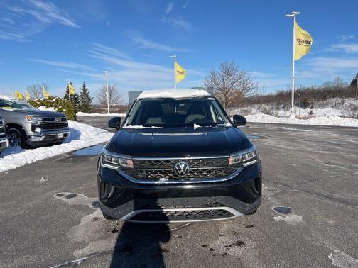 2024 Volkswagen Taos 1.5T SE