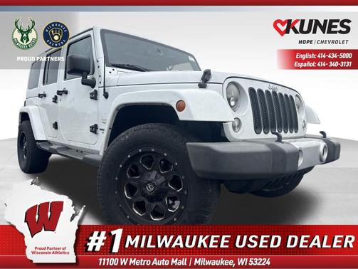 Bright White Clearcoat 2015 Jeep Wrangler Unlimited Sahara