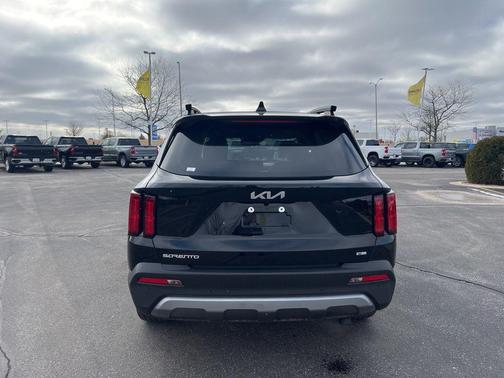 2023 Kia Sorento SX