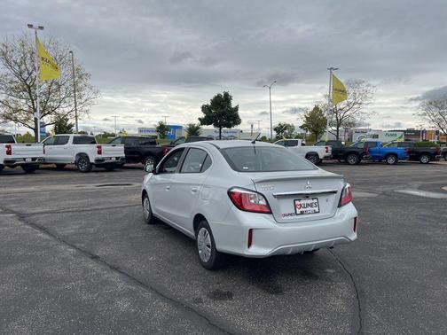 2024 Mitsubishi Mirage G4 ES