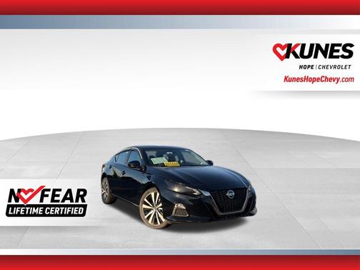 2020 Nissan Altima SR Intelligent AWD