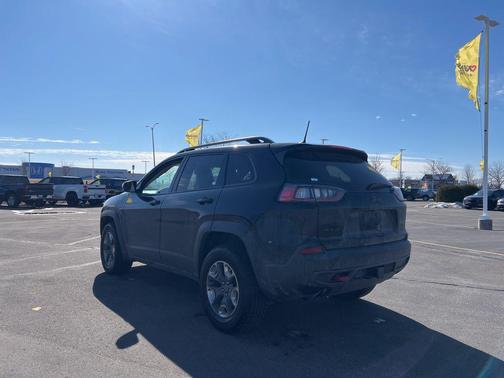 2019 Jeep Cherokee Trailhawk