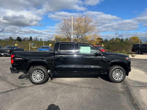 2025 Chevrolet Colorado LT