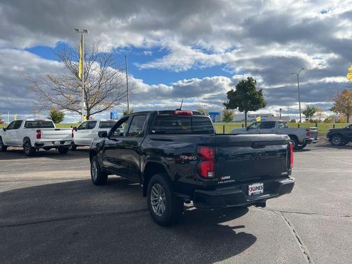 2025 Chevrolet Colorado LT