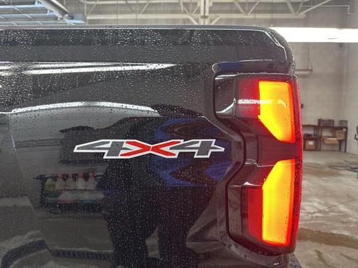 2025 Chevrolet Colorado LT