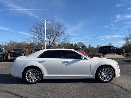 2012 Chrysler 300 Limited
