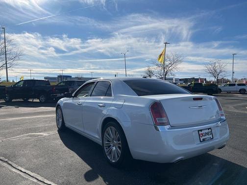 2012 Chrysler 300 Limited