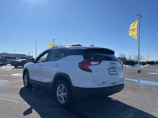 2023 GMC Terrain SLE