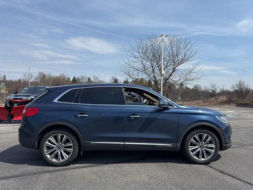 MIDNIGHT SAPPHIRE BLUE MET 2017 Lincoln MKX Reserve