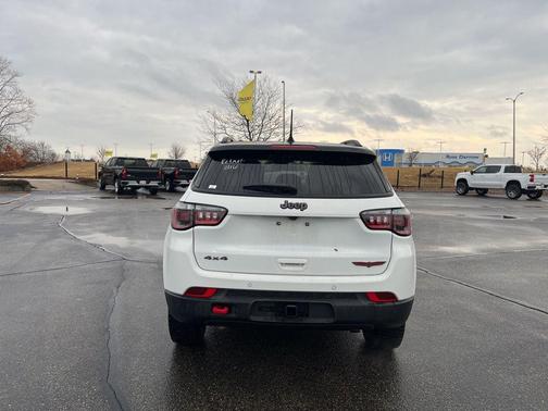 2025 Jeep Compass Trailhawk