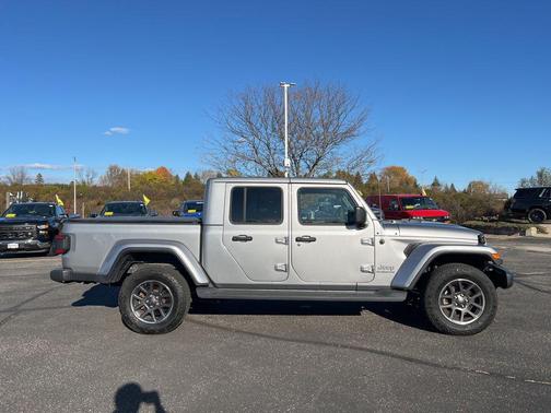 2020 Jeep Gladiator Overland