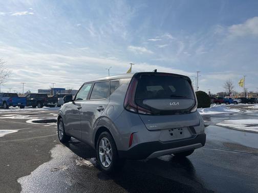 Steel Gray 2025 Kia Soul LX