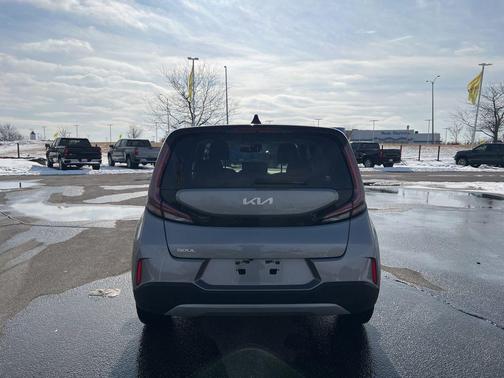Steel Gray 2025 Kia Soul LX