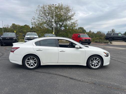 2011 Nissan Maxima SV