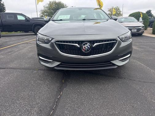 2019 Buick Regal Sportback FWD Preferred