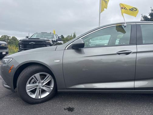 2019 Buick Regal Sportback FWD Preferred