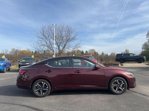 2025 Nissan Sentra SV