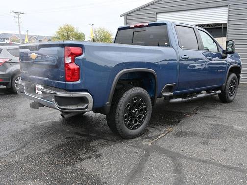 2026 Chevrolet Silverado 3500 LT