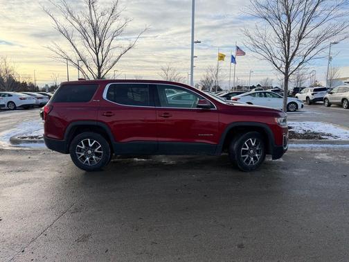 Volcanic Red Tintcoat 2023 GMC Acadia FWD SLE