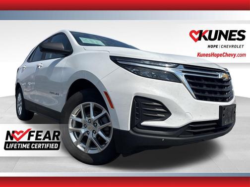 Summit White 2022 Chevrolet Equinox LS