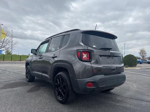 Granite Crystal Metallic Clearcoat 2020 Jeep Renegade Altitude