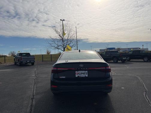 2025 Volkswagen Jetta 1.5T Sport