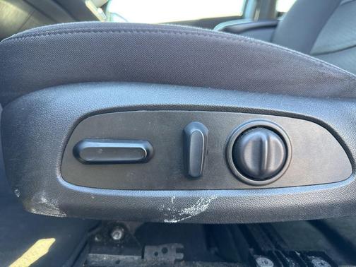 Mosaic Black Metallic 2023 Chevrolet Malibu FWD 1LT