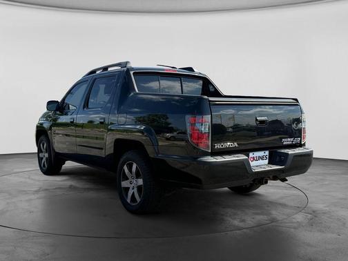 Crystal Black Pearl 2014 Honda Ridgeline SE
