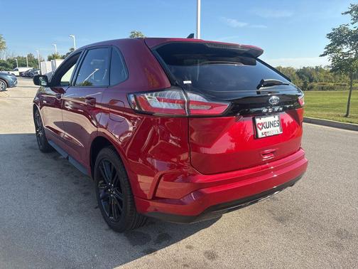 2024 Ford Edge ST Line