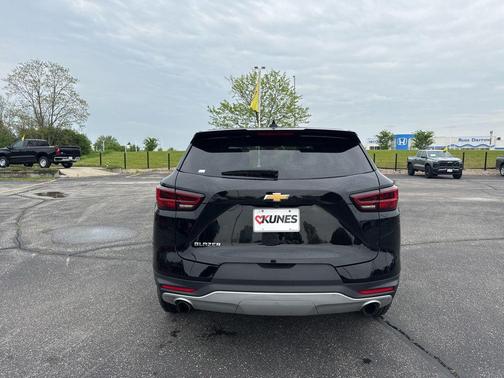 Black 2025 Chevrolet Blazer 2LT
