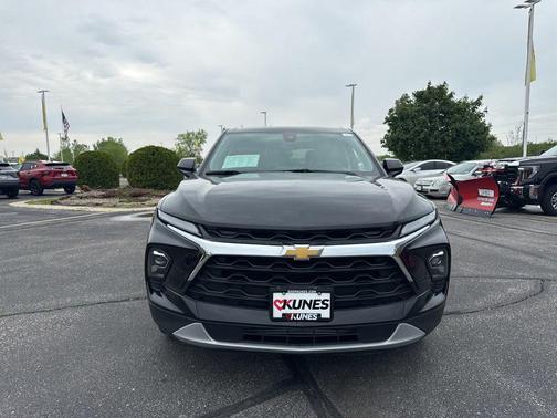 Black 2025 Chevrolet Blazer 2LT