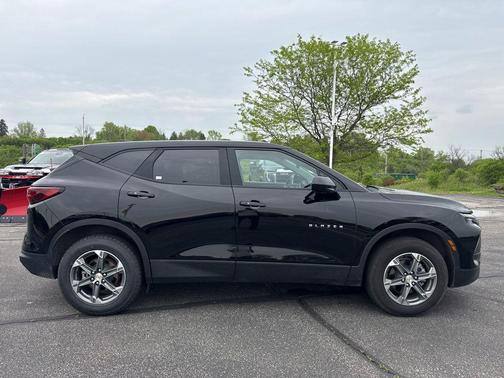 Black 2025 Chevrolet Blazer 2LT