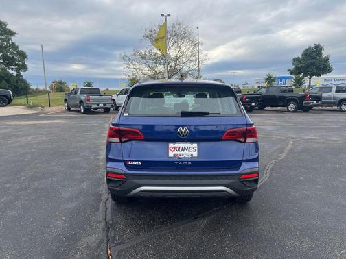 2024 Volkswagen Taos 1.5T S