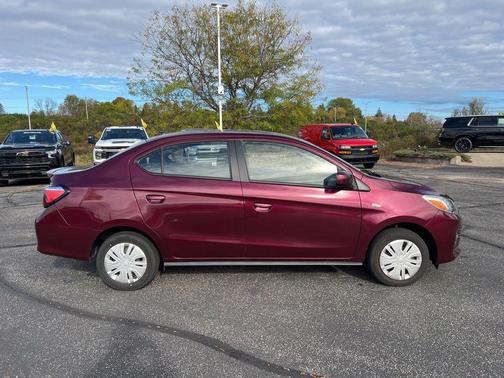 2024 Mitsubishi Mirage G4 ES