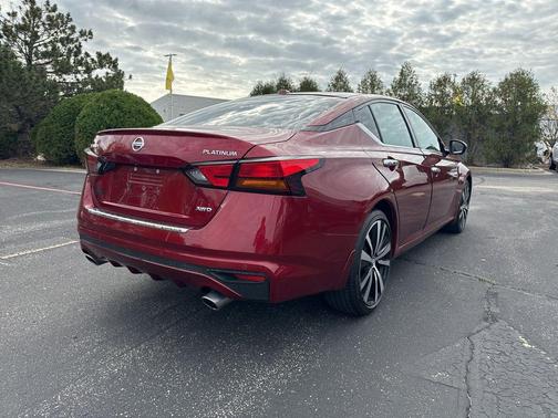2019 Nissan Altima 2.5 Platinum