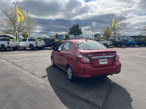 2024 Mitsubishi Mirage G4 ES