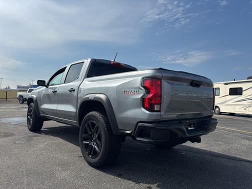 Sterling Gray Metallic 2023 Chevrolet Colorado Trail Boss