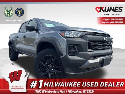 Sterling Gray Metallic 2023 Chevrolet Colorado Trail Boss